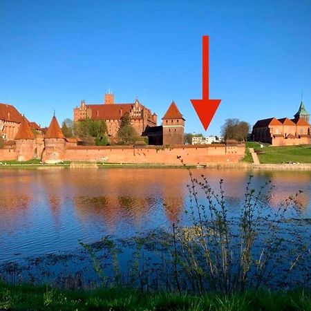 Widok Zamku O Poranku Apartment Malbork Ngoại thất bức ảnh